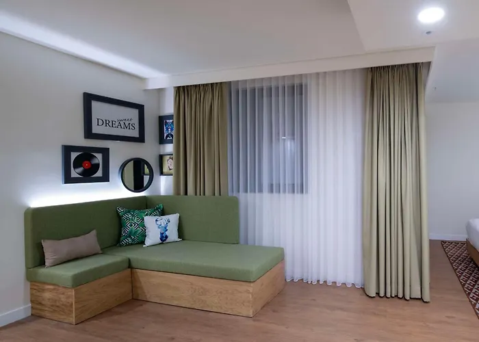 Hotel Hampton By Hilton Sirkeci 3*