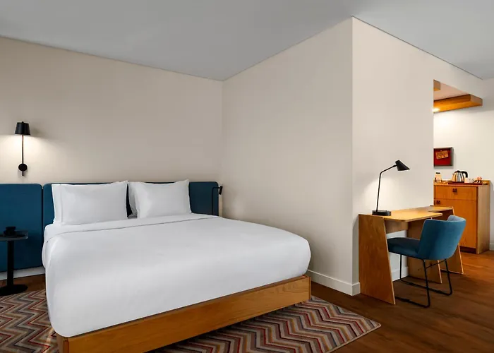 Hampton By Hilton Sirkeci Hotel 3*