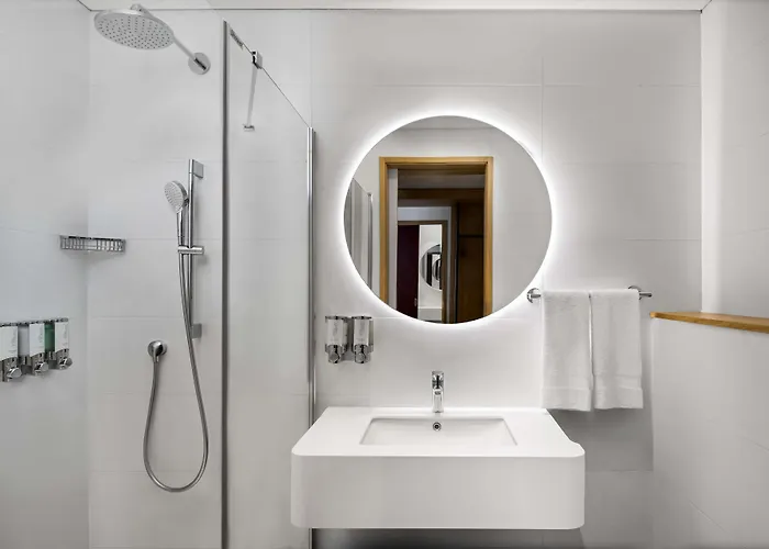 Hampton By Hilton Sirkeci 3*