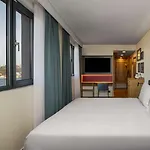 Hampton By Hilton Sirkeci فندق